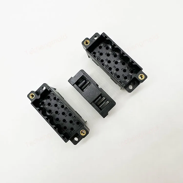 特诚科技精密工程塑料注塑件实拍